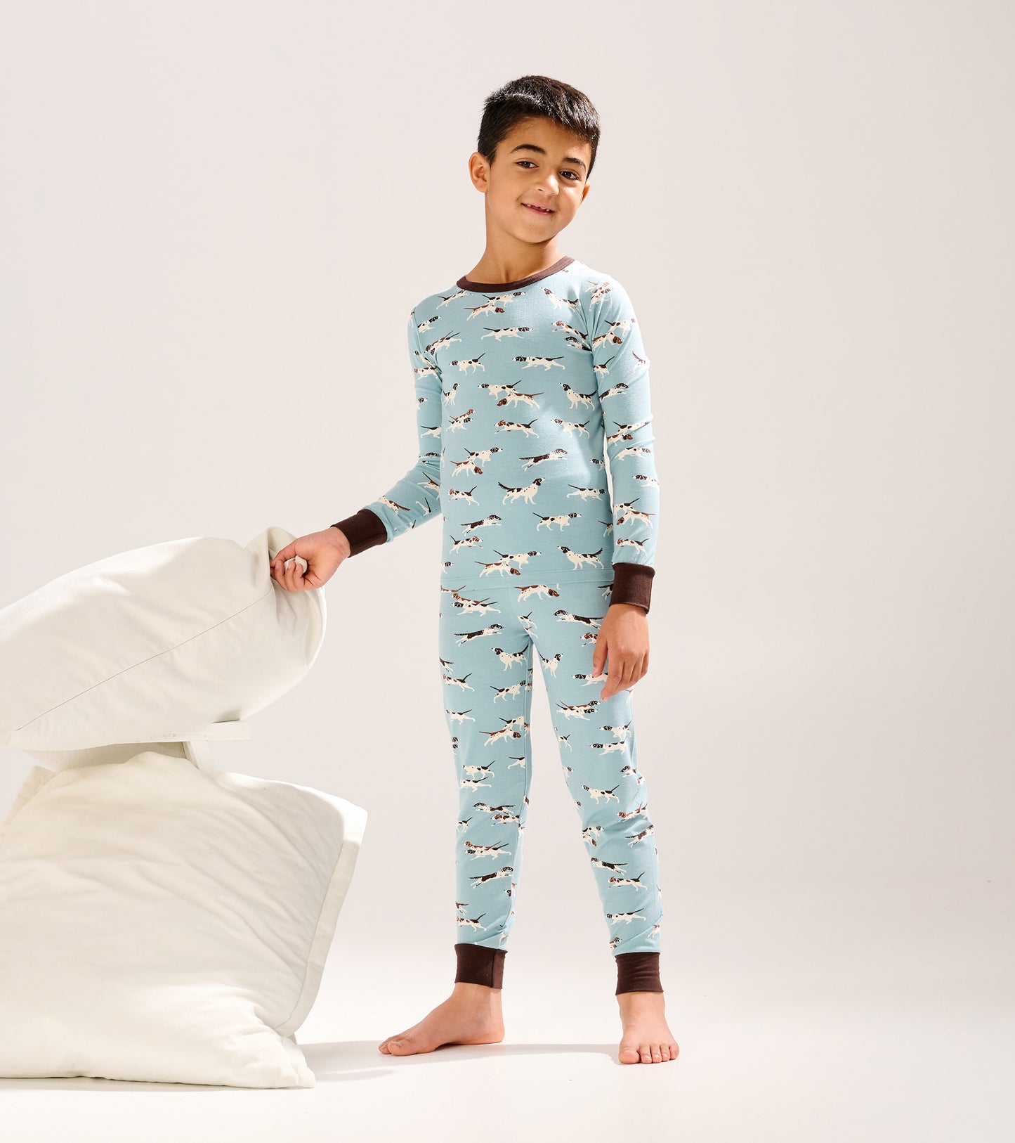 Pyjama en bambou pour garçon – Chiens de chasse sur fond bleu