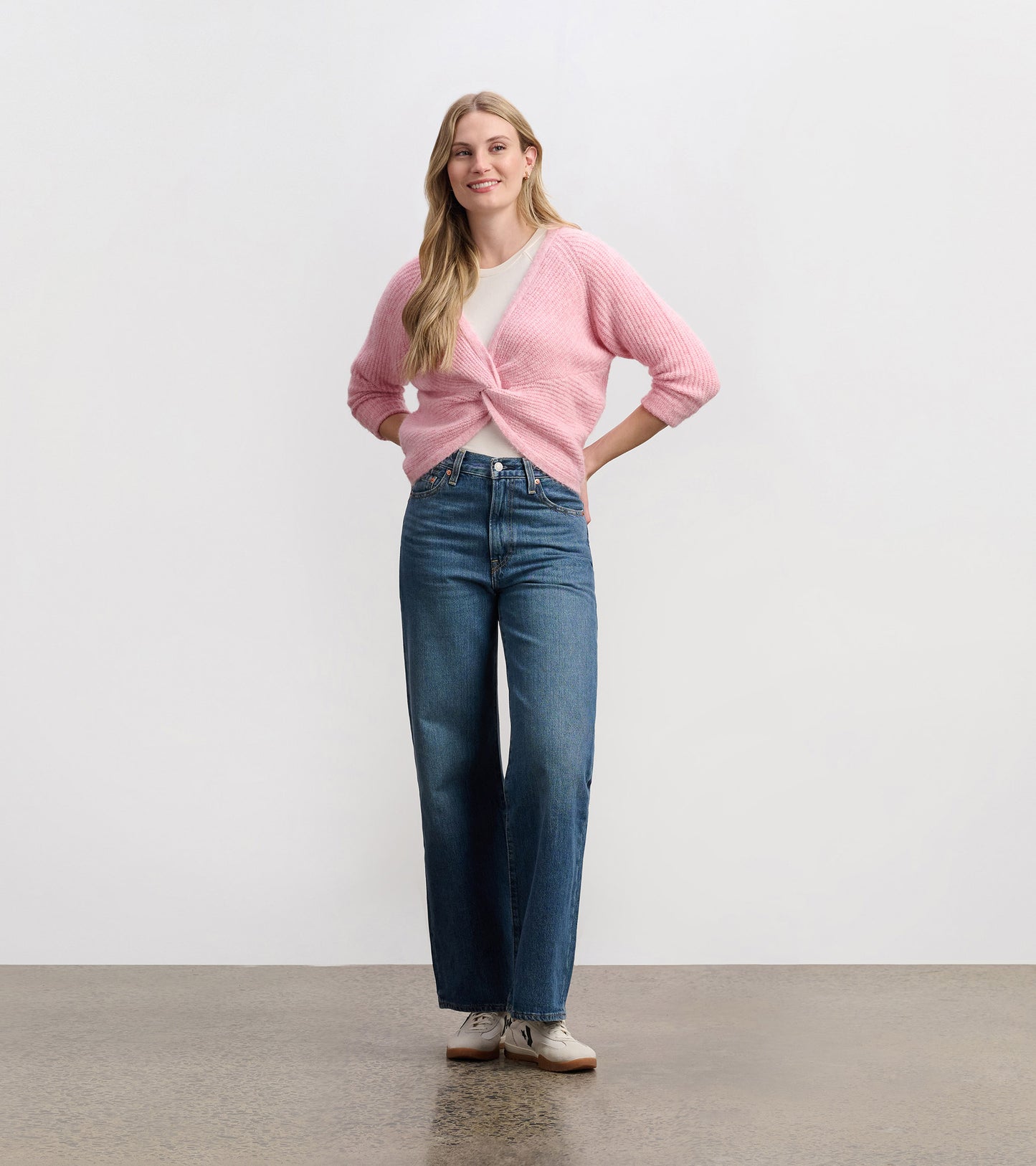 Pull à devant croisé pour femme – Rose pastel