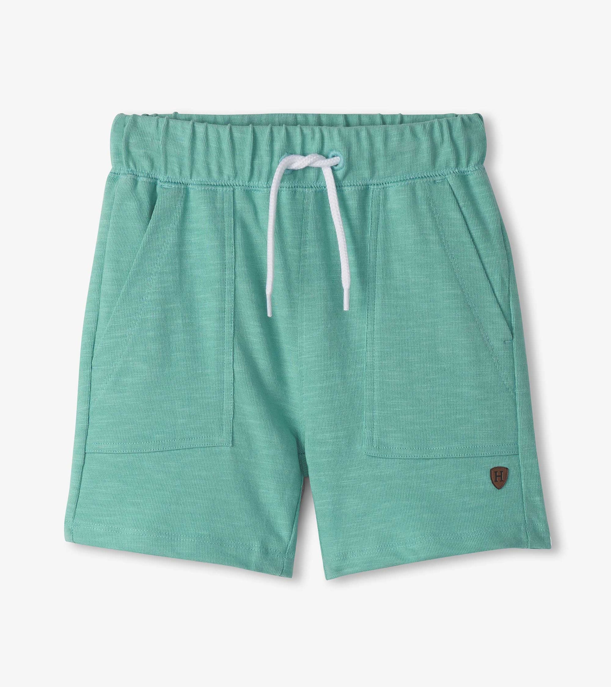 Light blue relaxed shorts with an elastic waistband, drawstring, and side pockets. Suitable for casual wear.