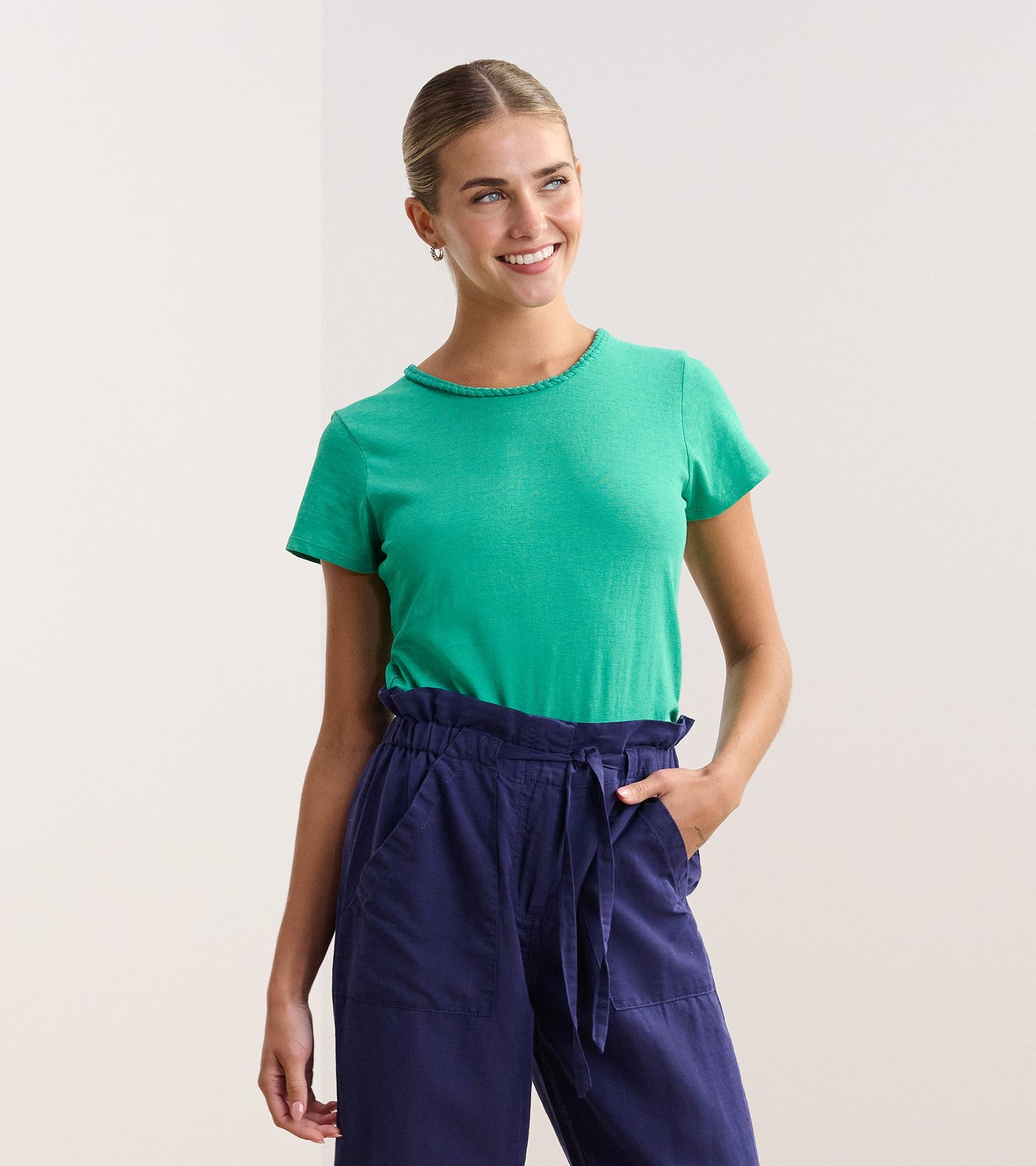 T-shirt à encolure tressée – Vert maritime