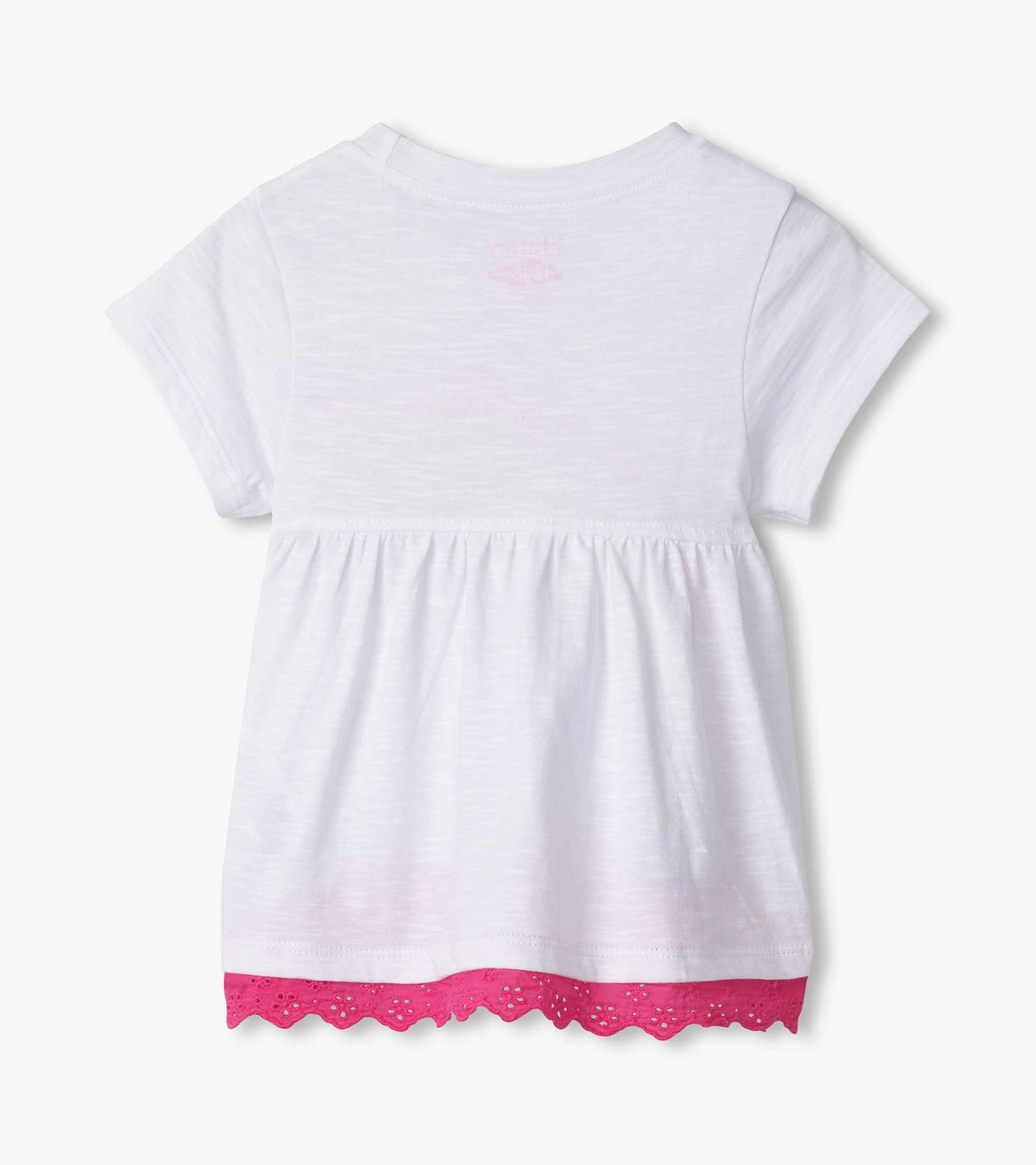White short-sleeve t-shirt with a pink eyelet trim at the hem, featuring a gathered waist for a playful fit.