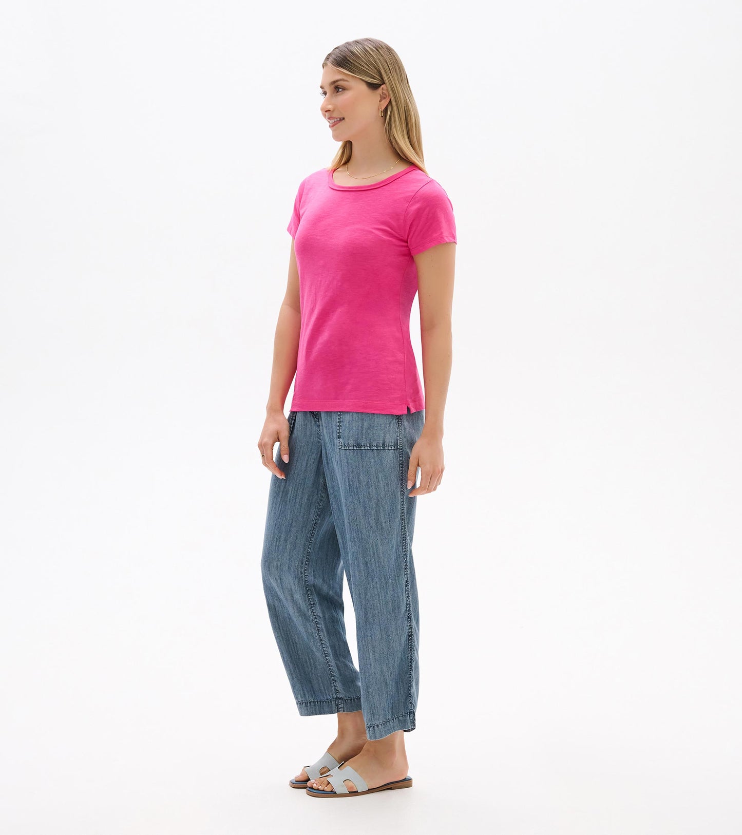 T-shirt essentiel à encolure ronde – Rose carmin