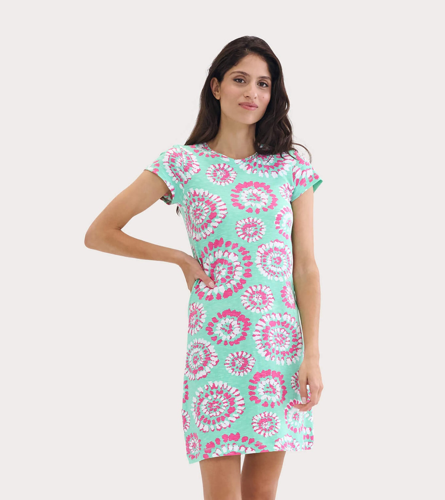 Robe t-shirt à encolure ronde – Mandalas