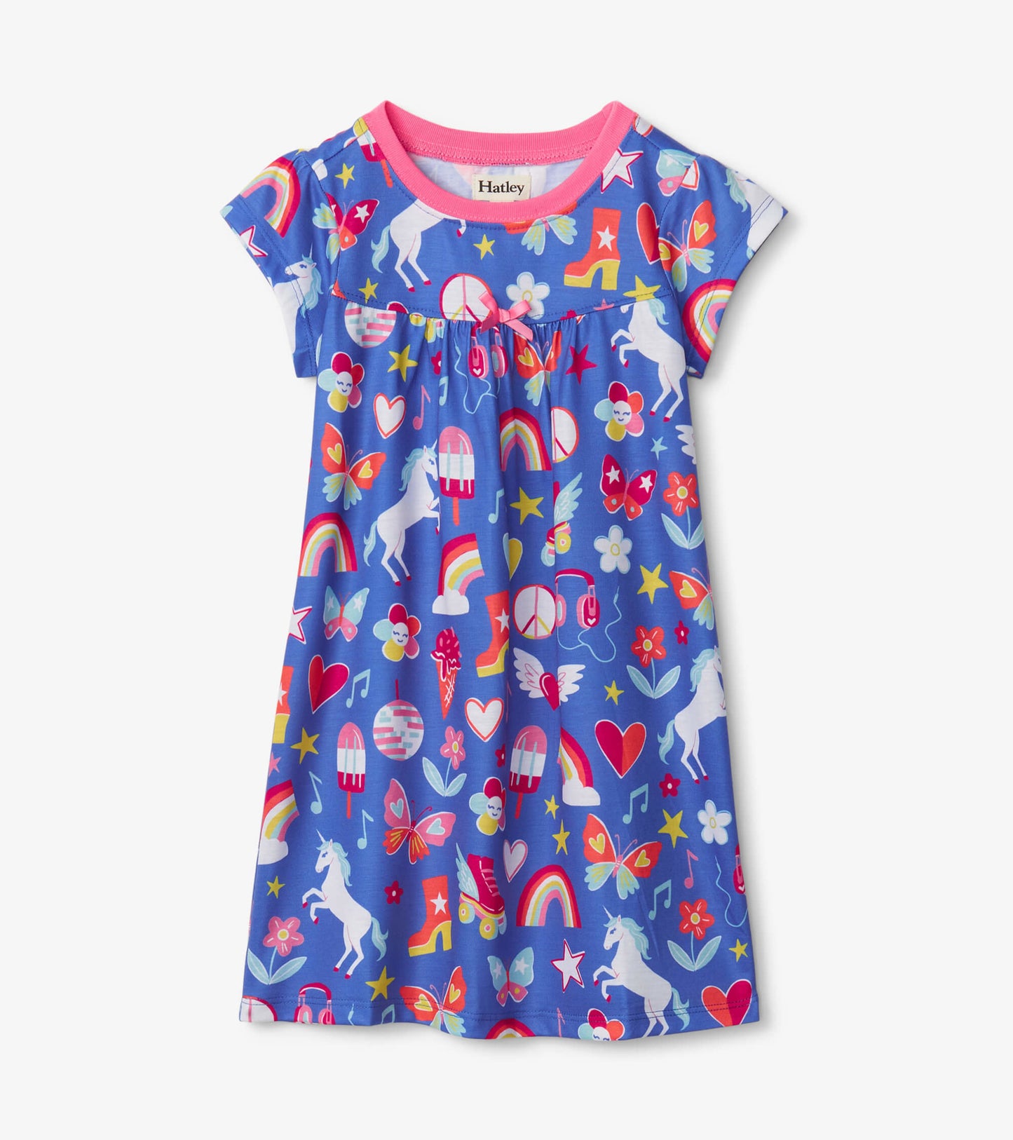 Short sleeve nightdress in blue with colorful unicorns, rainbows, and flowers; playful design for kids.