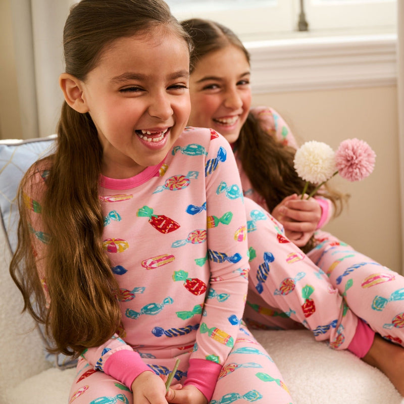 How to Choose Kids' Pajamas: Fit, Fabric & Comfort