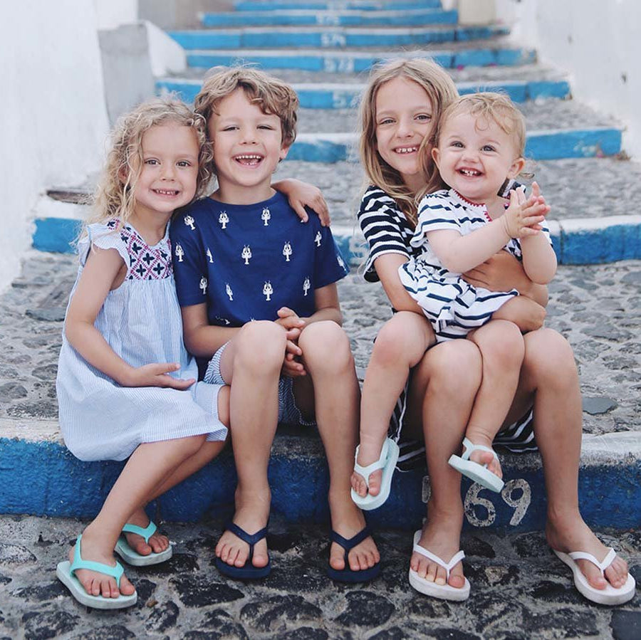 10 Tips for Travelling with Kids (From a Mom Who Does It Often)