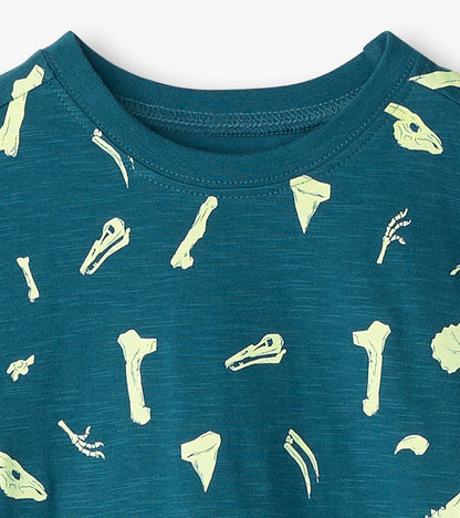 T-shirt à imprimé qui brille dans le noir – Fossiles de dinosaure