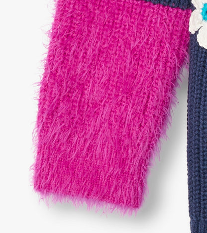 Pull tunique à manches duveteuses – Fleurs rétro