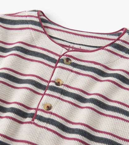 Oatmeal melange waffle henley with horizontal stripes in burgundy and navy, featuring a buttoned neckline.