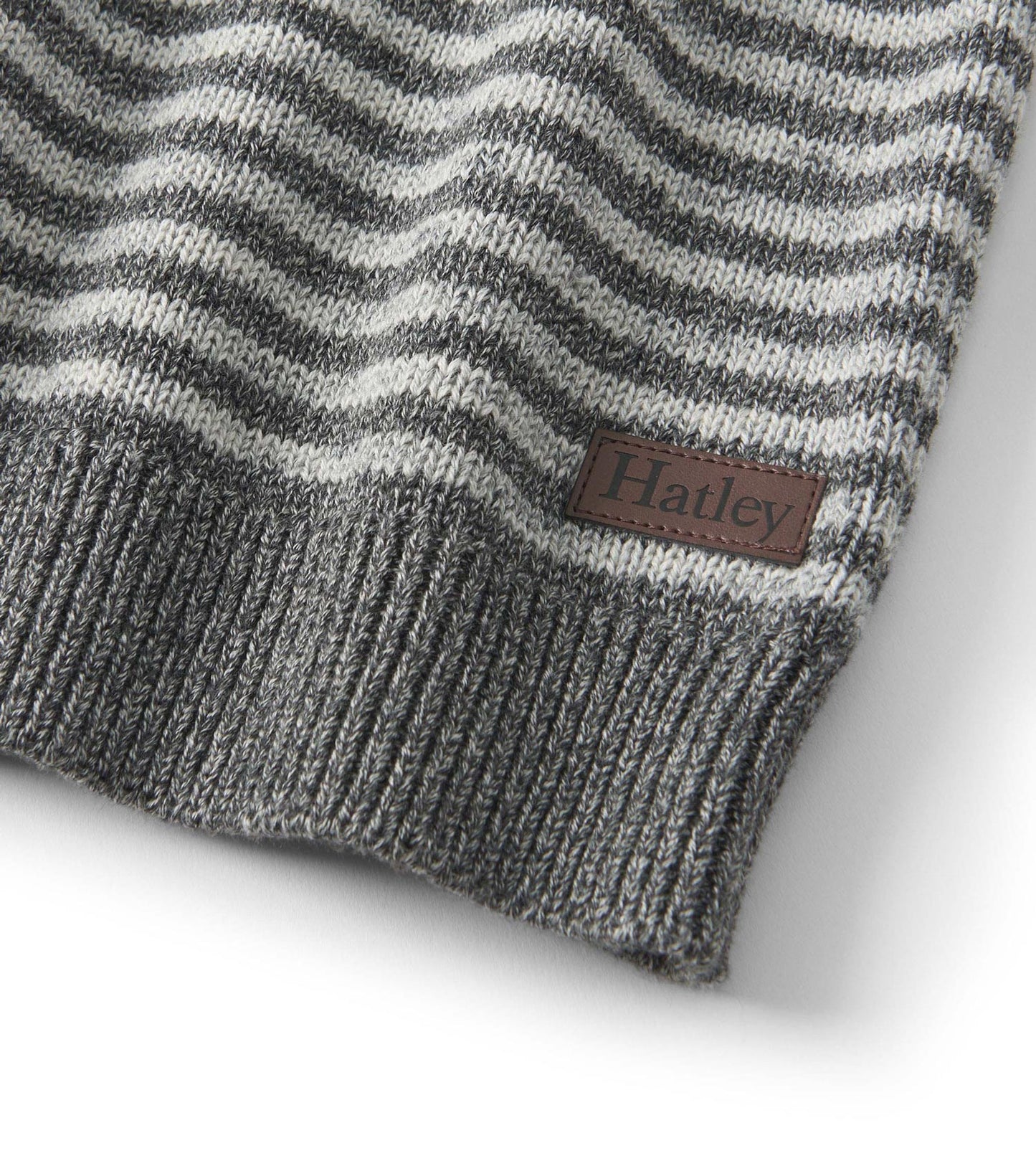 Pull à encolure ronde – Rayures sur fond moucheté