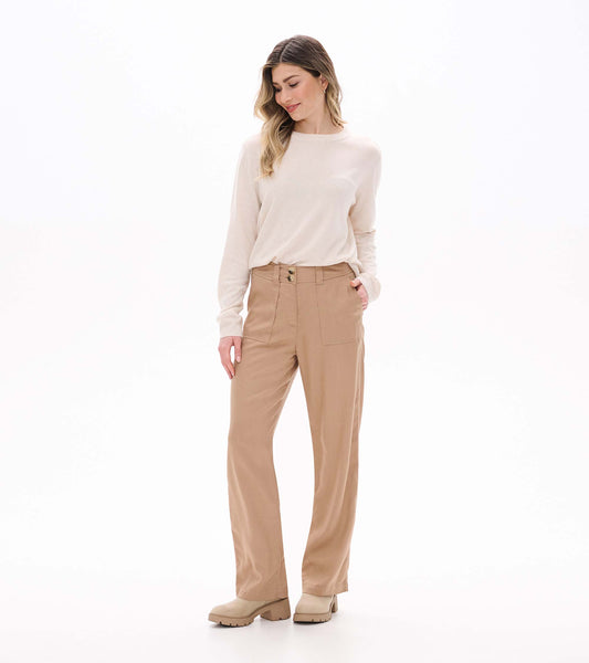 Front view of burro wide leg pants with high waist, double-button closure, and front patch pockets