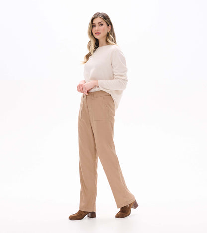 Side view of burro wide leg pants with high waist, straight wide legs, and front patch pockets
