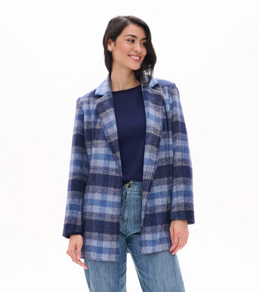 Front view of blue plaid open jacket with notch lapels and long sleeves on model
