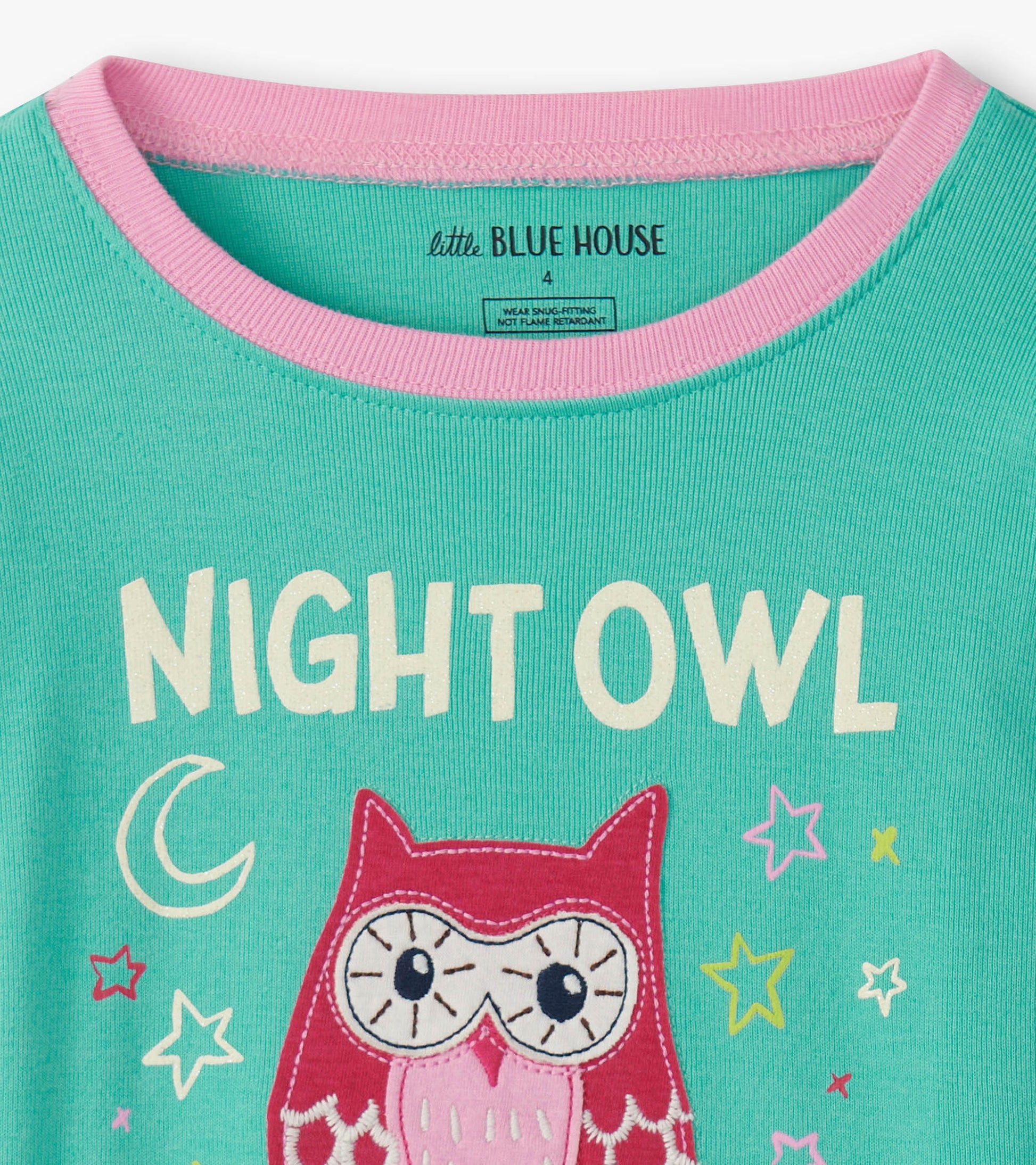 Affiche De Soirée Pyjama. Fête De Nuit Enfants Et Parents Vêtements De Affiche De Soirée Pyjama. Fête De Nuit Enfants Et Parents Vêtements De