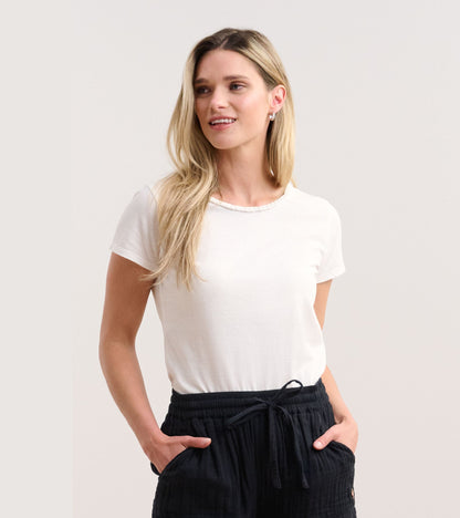 T-shirt à encolure tressée – Blanc