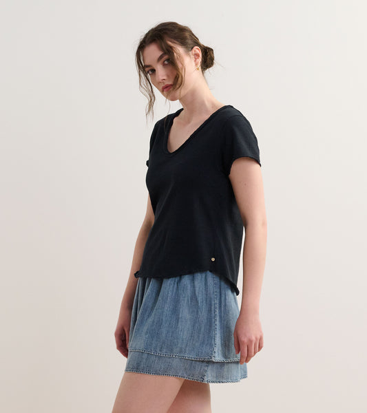 Sadie V-Neck Tee - Black