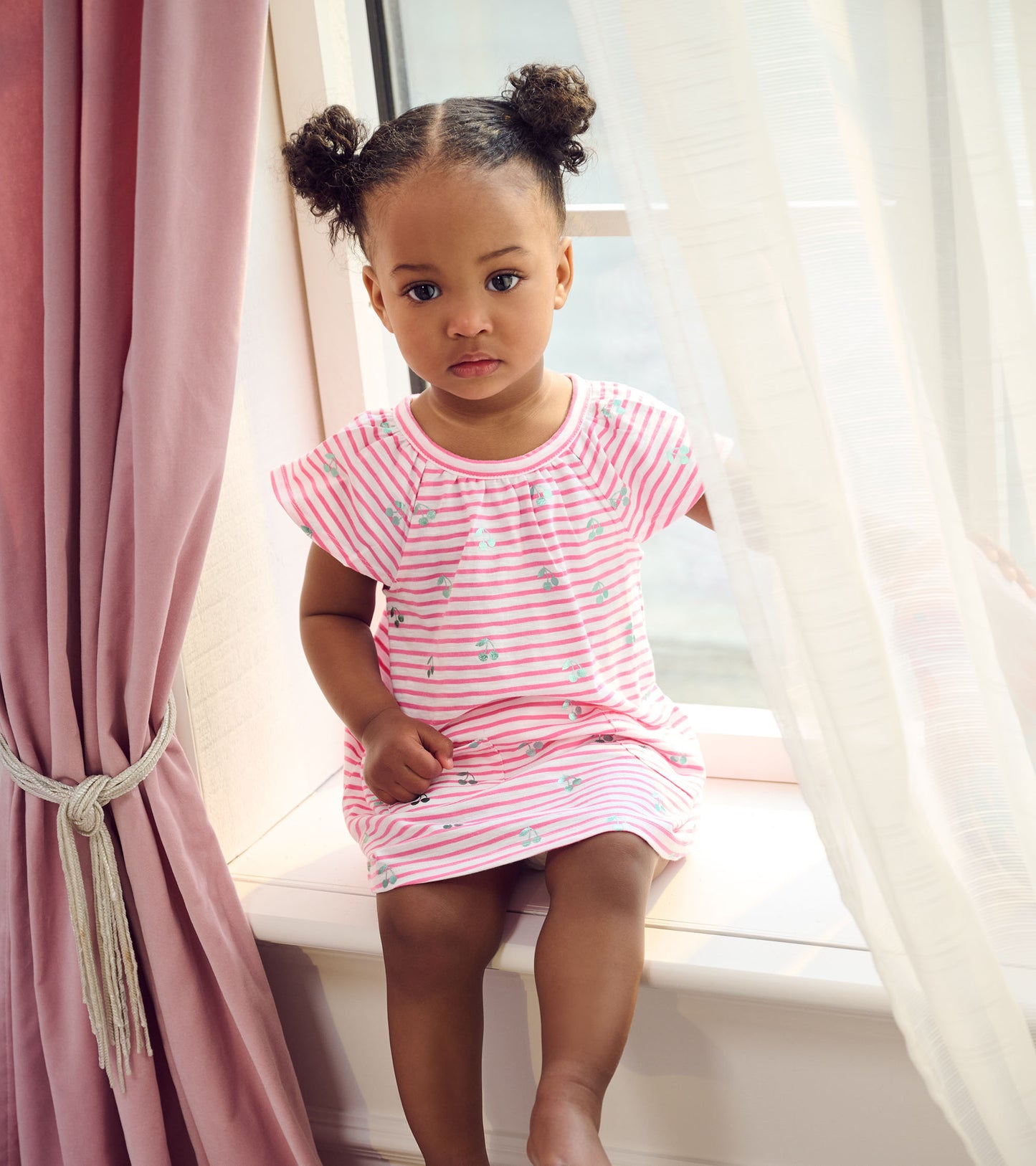 Robe passe-partout à mancherons raglan flottants pour bébé et bambin – Cerises sur rayures