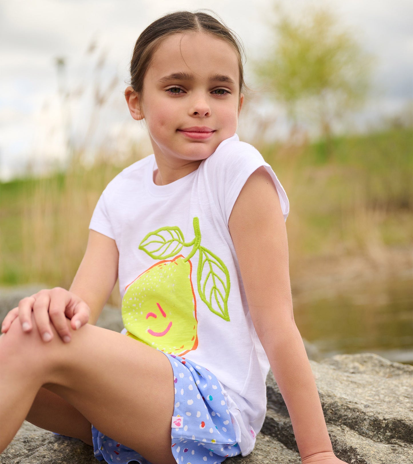 T-shirt noué sur le devant – Citron souriant