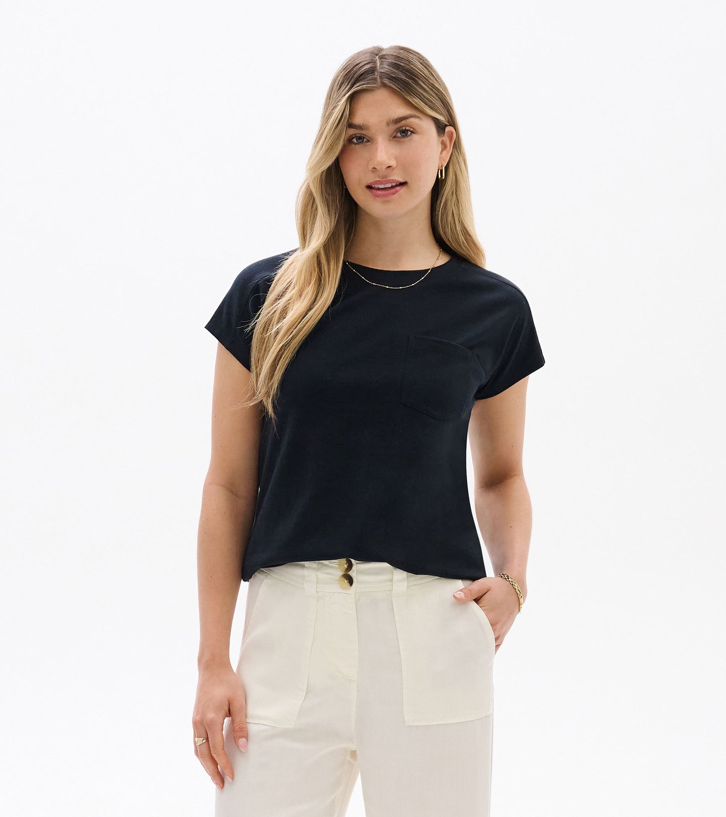 T-shirt à coupe décontractée Ella – Noir