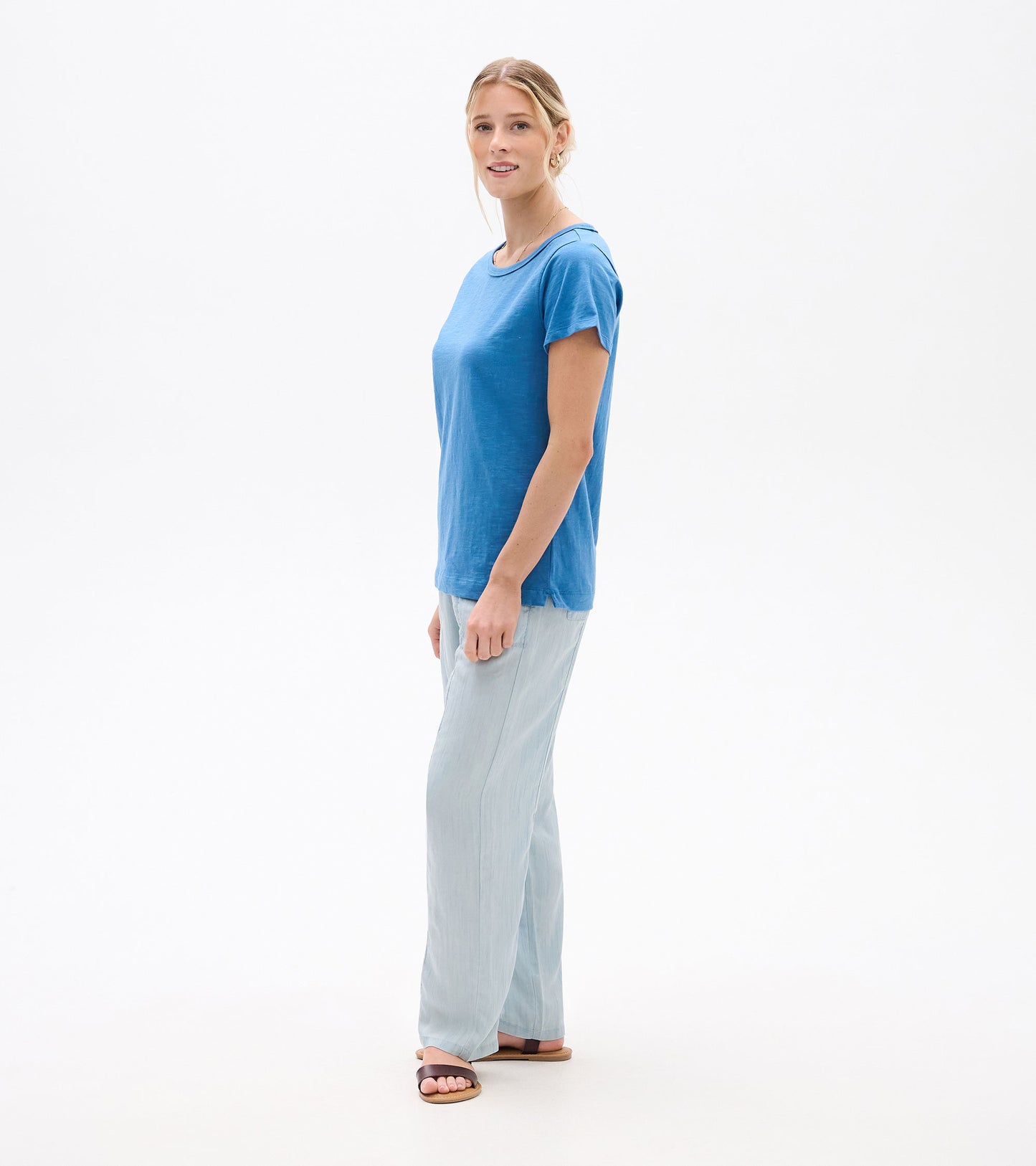 T-shirt essentiel à encolure ronde – Saphir étoilé