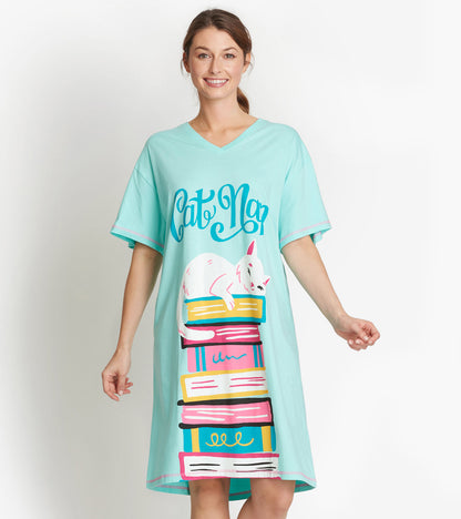 Chemise de nuit pour femme – Chaton lecteur