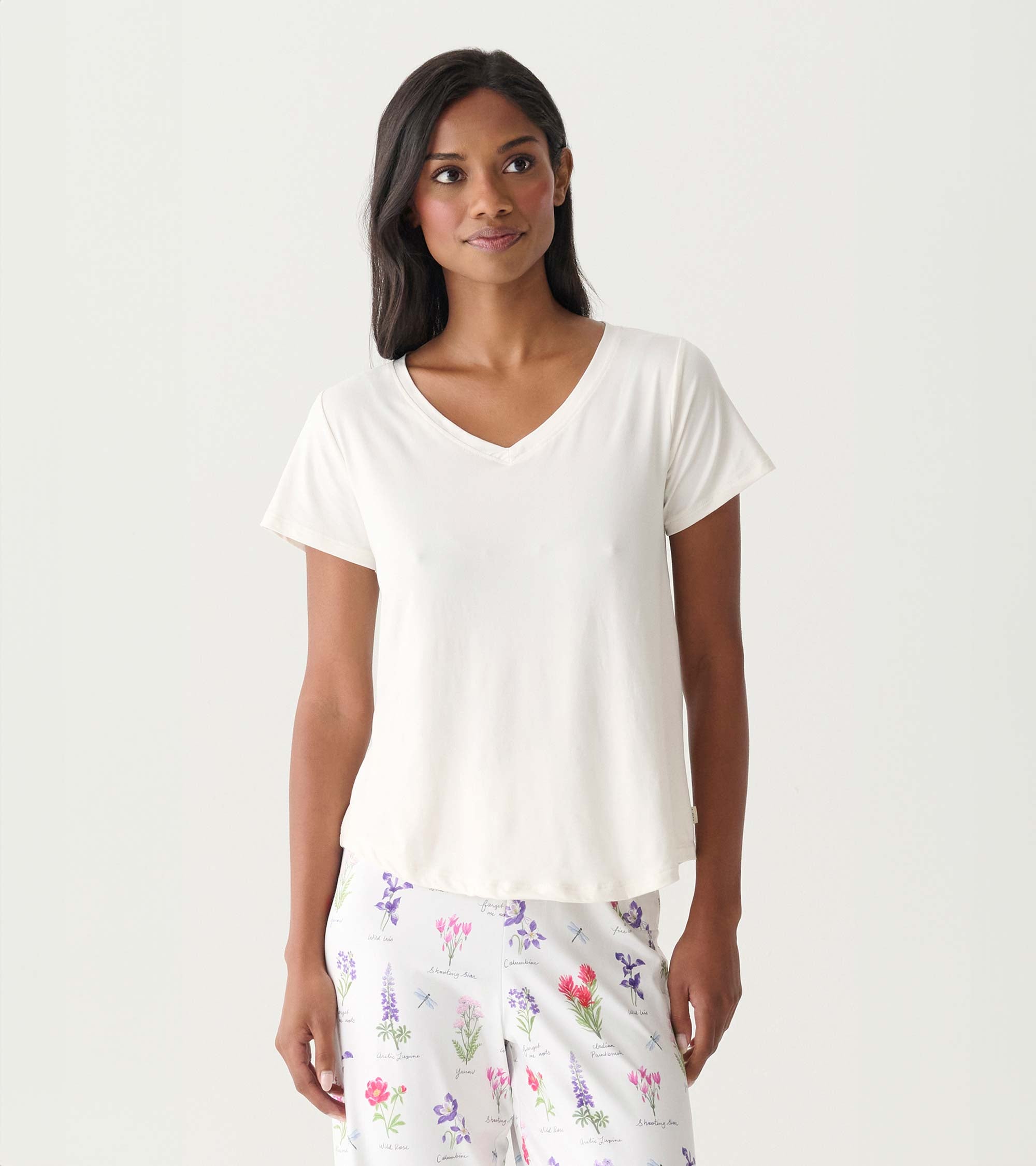 T-shirt à encolure en v pour femme – Crème