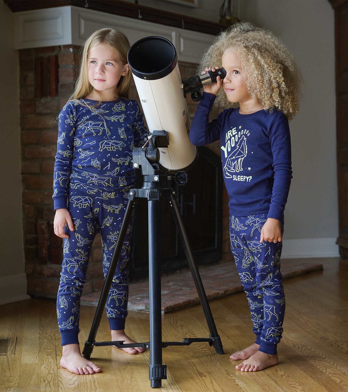 Pyjama pour enfant – Constellations d’animaux « Are You Sleepy »